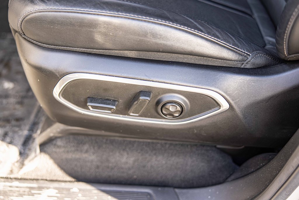 Used 2022 Jeep Wagoneer Series II w/ Premium Group I image 22