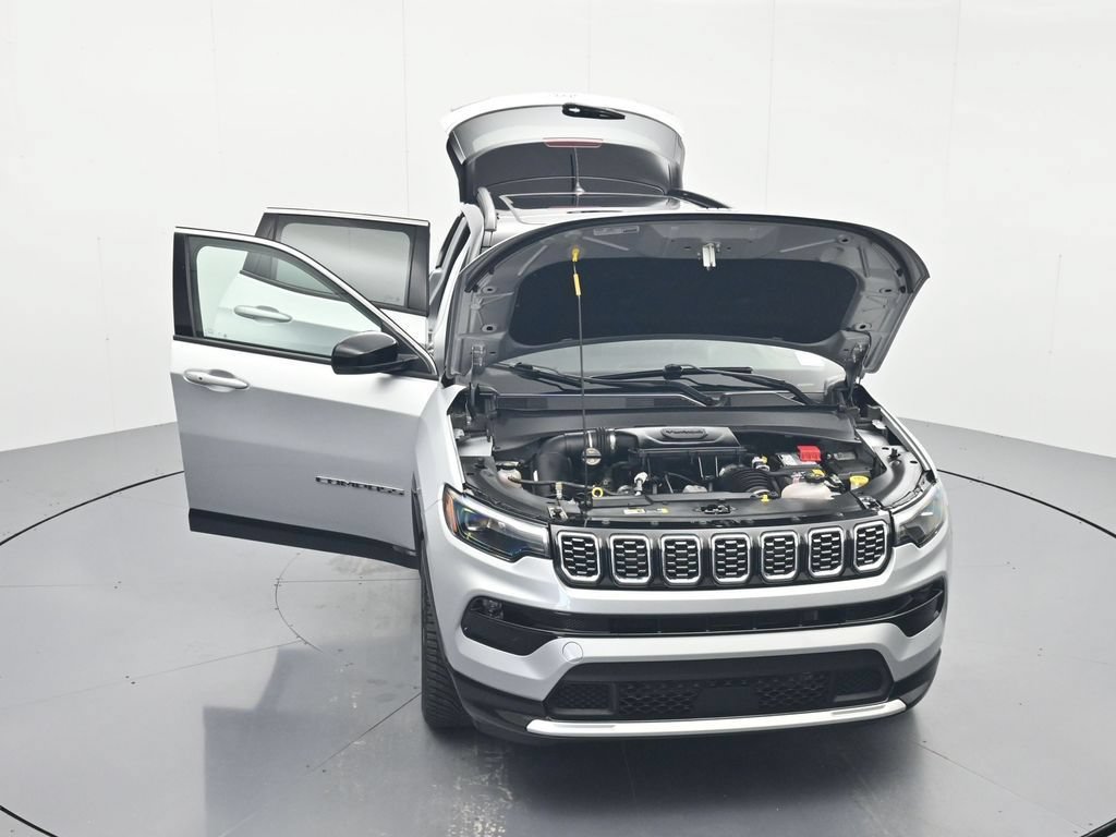Used 2025 Jeep Compass Limited w/ Elite Group AWD/4WD image 46