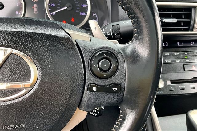 Used 2015 Lexus IS 250 RWD image 11
