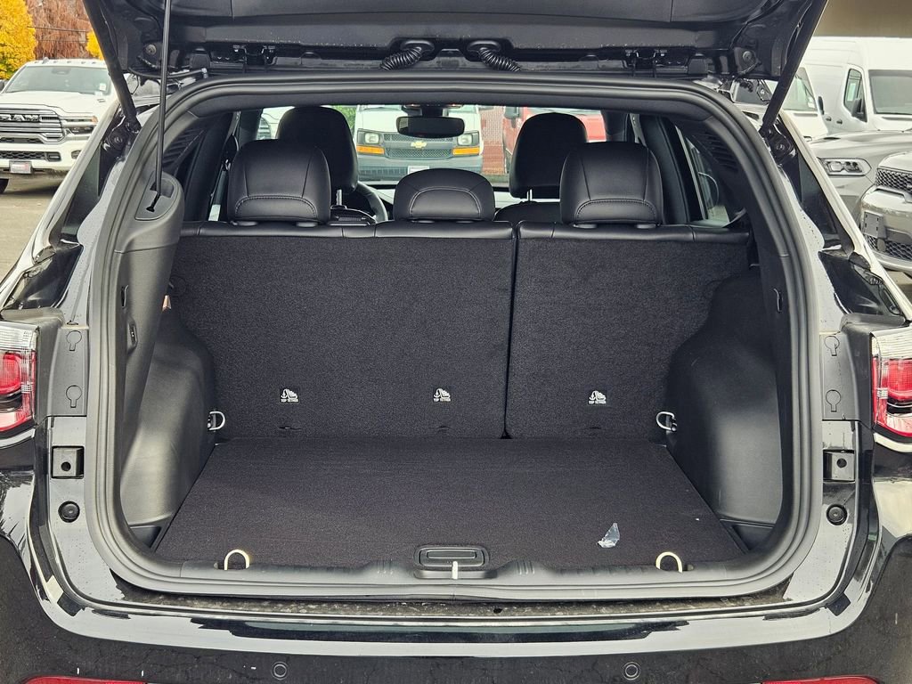 New 2026 Jeep Compass Limited image 10