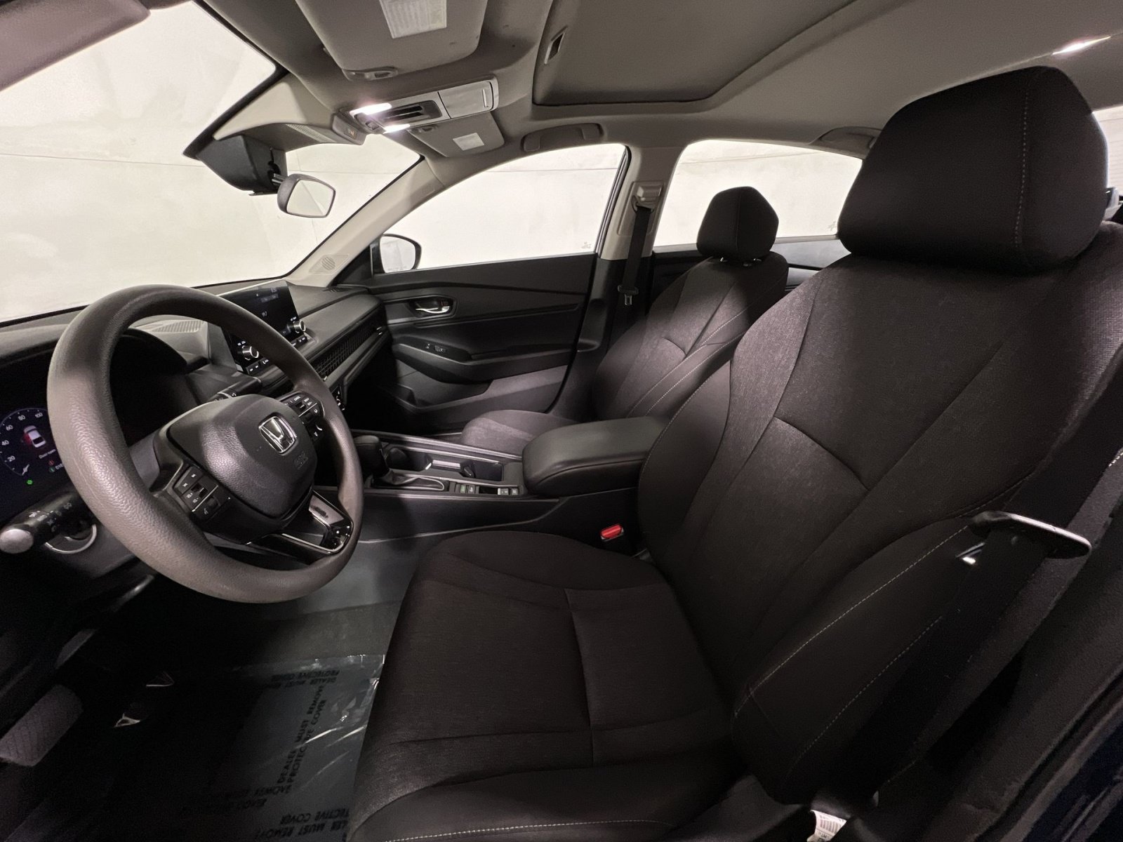 Used 2023 Honda Accord EX image 13