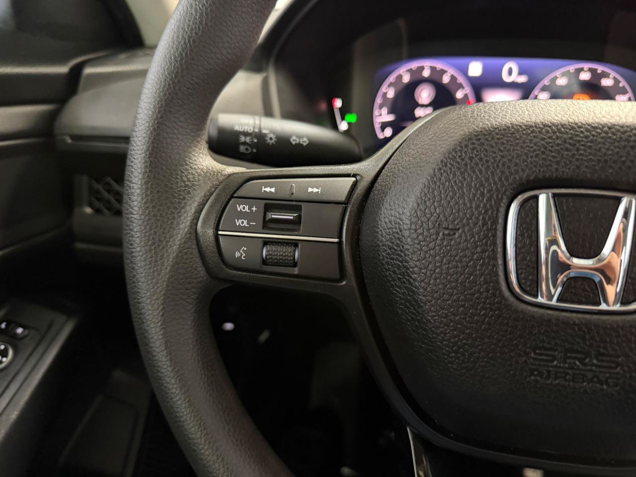 Used 2025 Honda Accord SE image 30