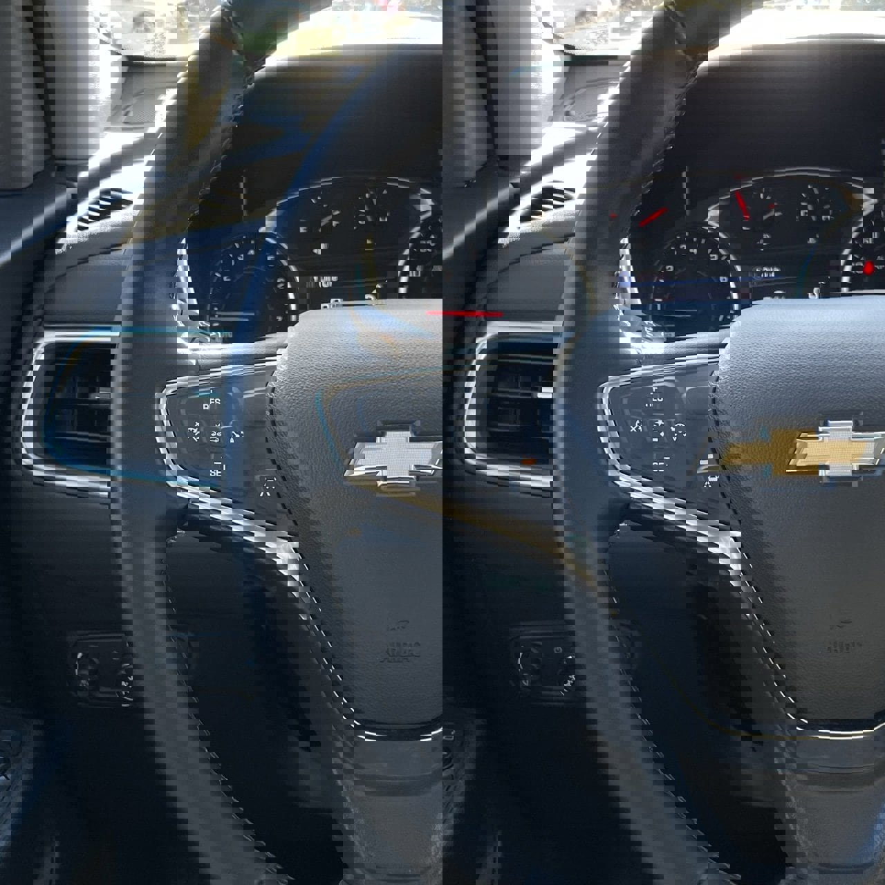 Used 2024 Chevrolet Equinox LT image 13