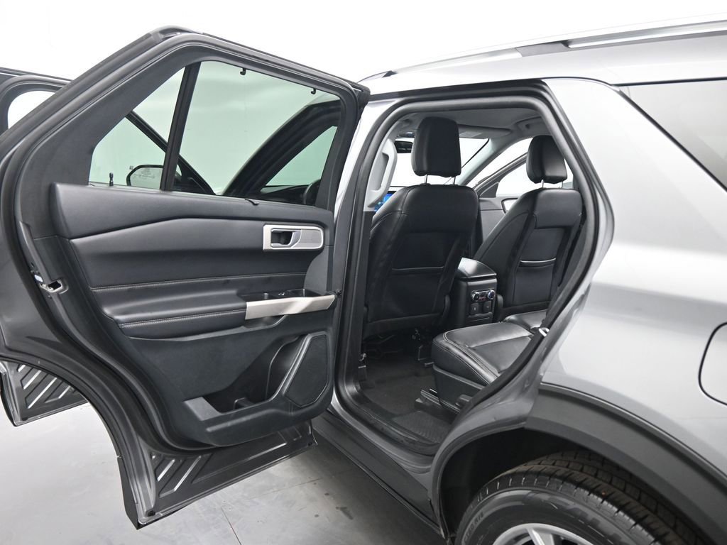 Certified 2023 Ford Explorer Limited image 19