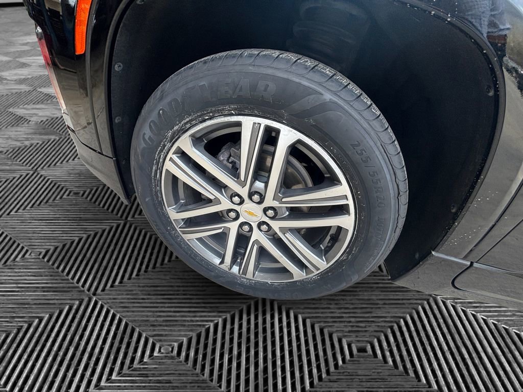 Certified 2023 Chevrolet Traverse High Country w/ LPO, Floor Liner Package image 14