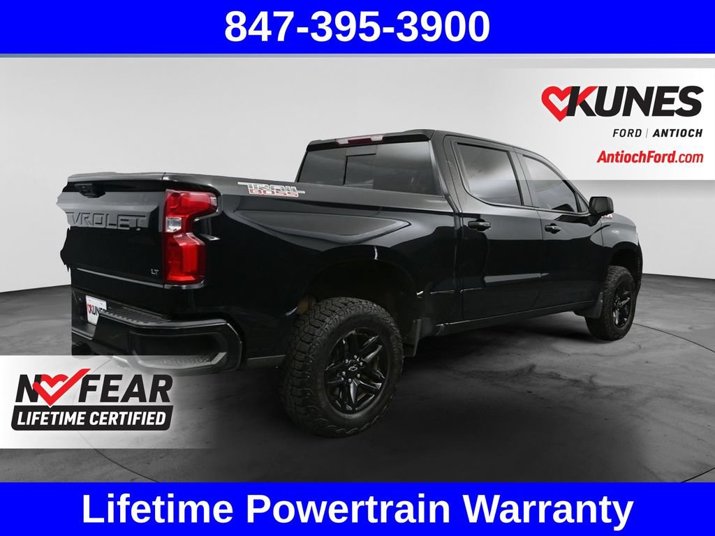Used 2024 Chevrolet Silverado 1500 LT Trail Boss w/ Convenience Package II AWD/4WD image 2