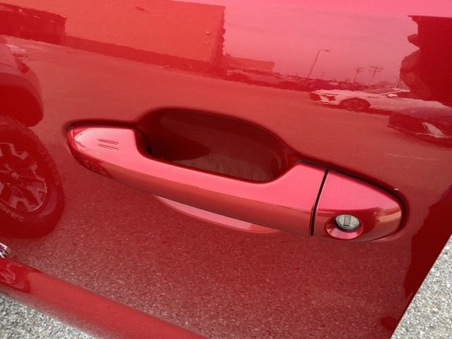 Used 2021 Toyota Tacoma TRD Off-Road image 25