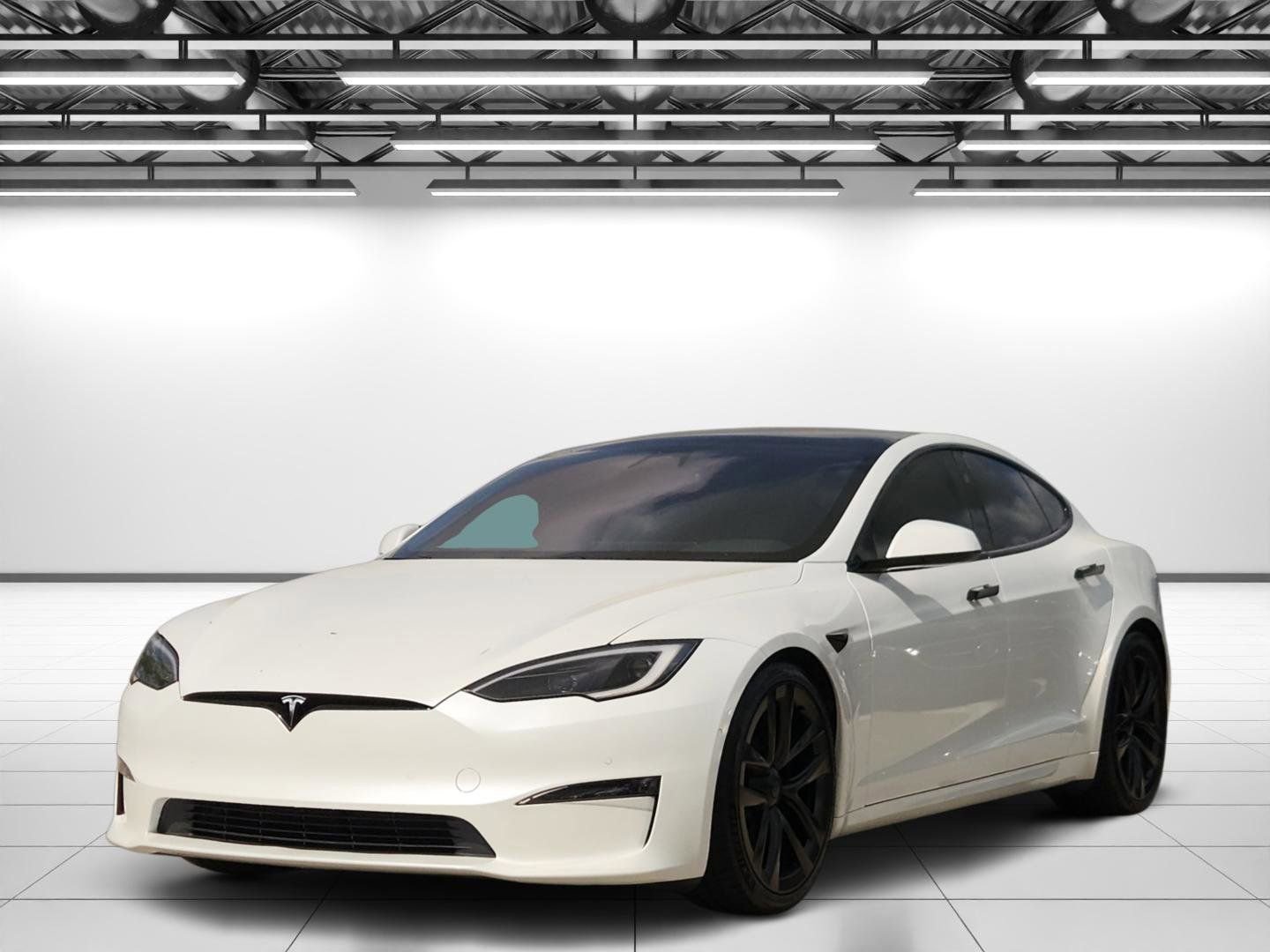Used 2022 Tesla Model S image 5