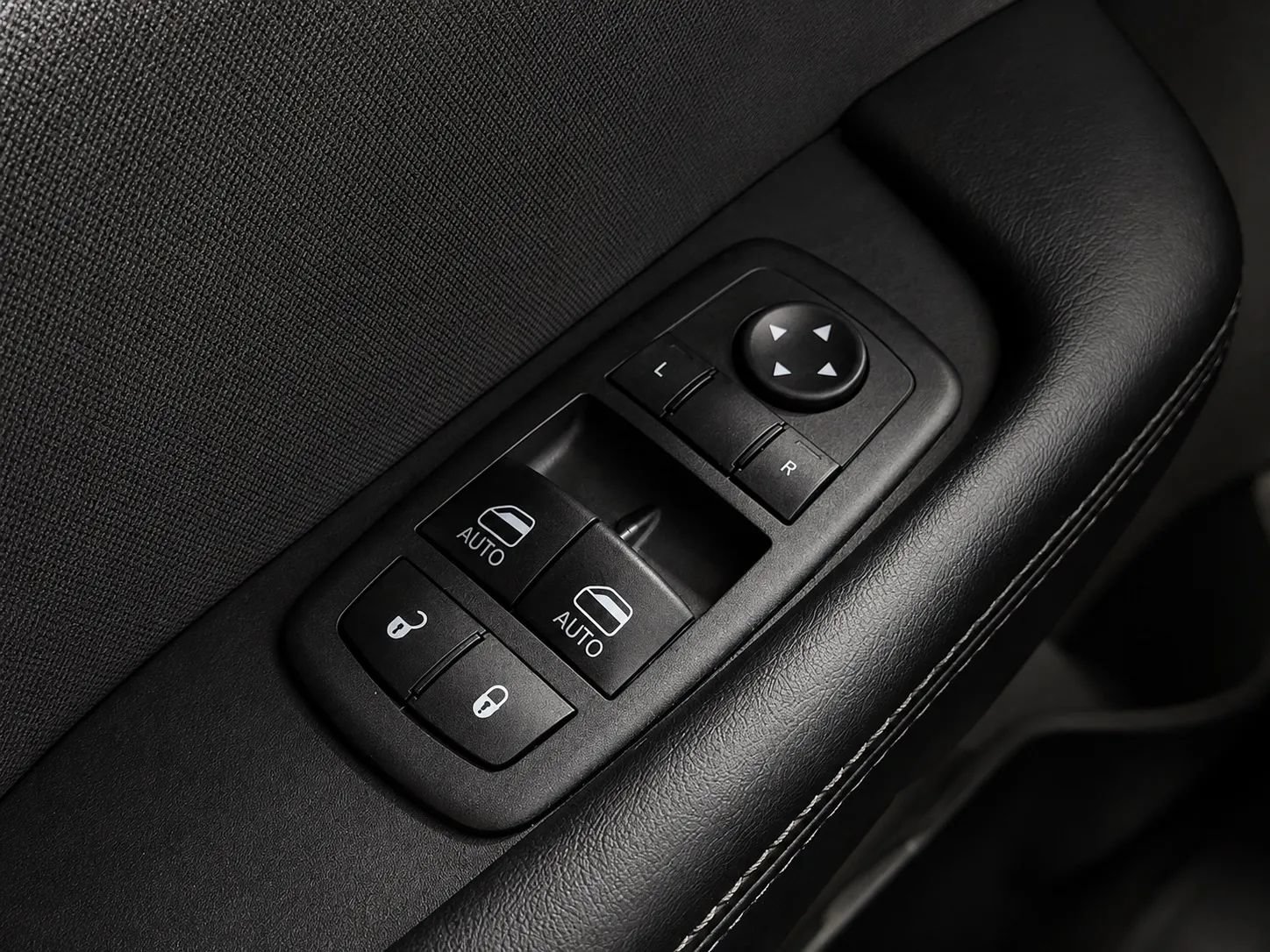 Used 2021 Dodge Challenger R/T Scat Pack RWD image 27