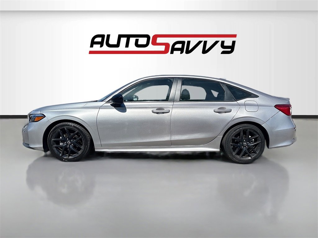 Used 2025 Honda Civic Sport image 4