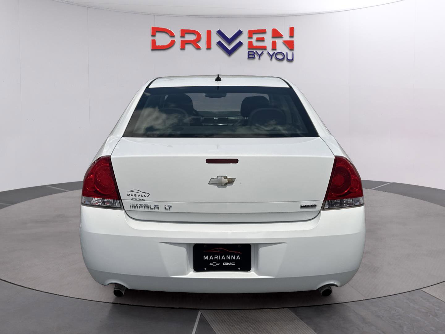 Used 2015 Chevrolet Impala LT w/ LT Sunroof Package FWD image 4