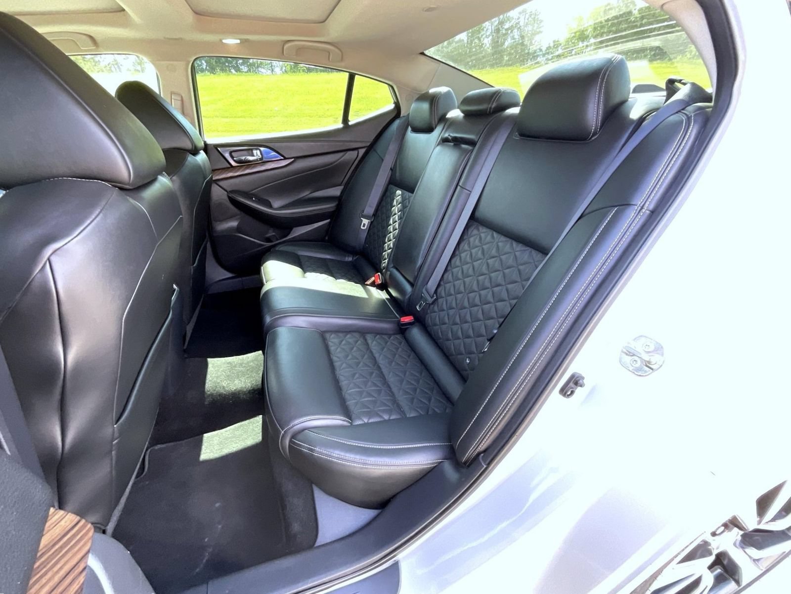 Used 2017 Nissan Maxima Platinum FWD image 20