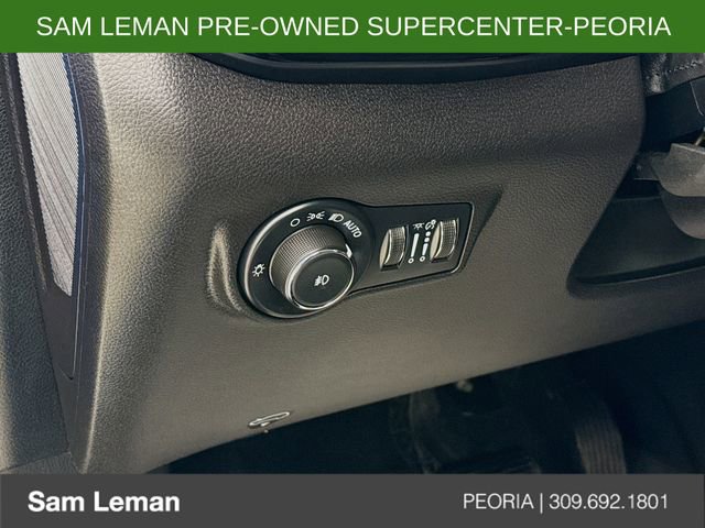 Used 2025 Jeep Compass Trailhawk w/ Trailhawk Convenience Group AWD/4WD image 10