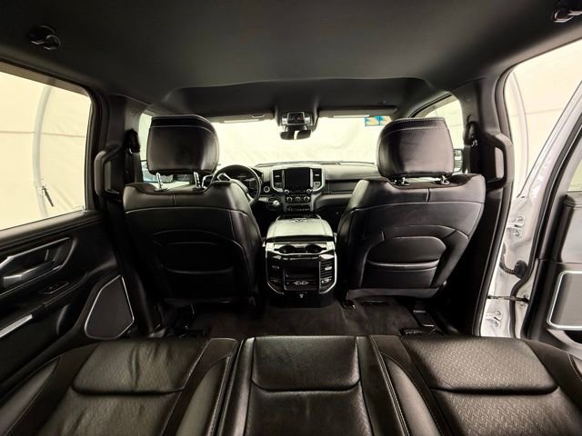 Used 2022 RAM 1500 Laramie AWD/4WD image 30
