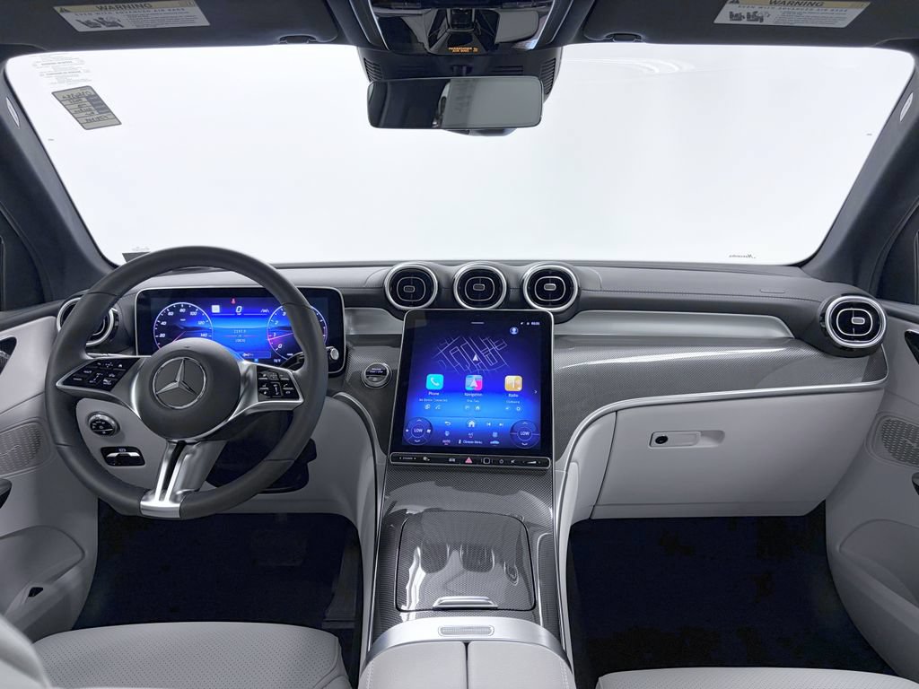 Certified 2025 Mercedes-Benz GLC 300 4MATIC image 3