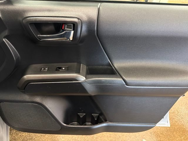Used 2019 Toyota Tacoma TRD Off-Road AWD/4WD image 25