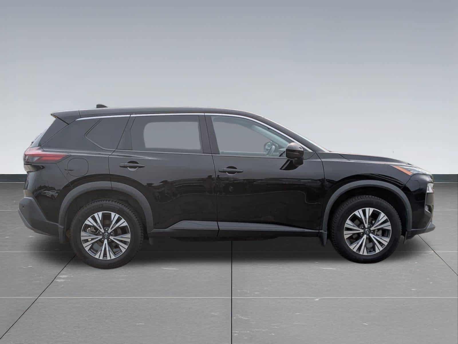 Used 2023 Nissan Rogue SV AWD/4WD image 7