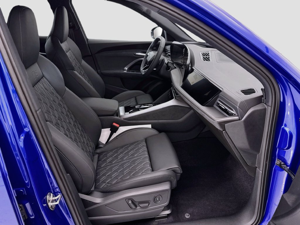 New 2026 Audi SQ5 Premium Plus AWD/4WD image 19