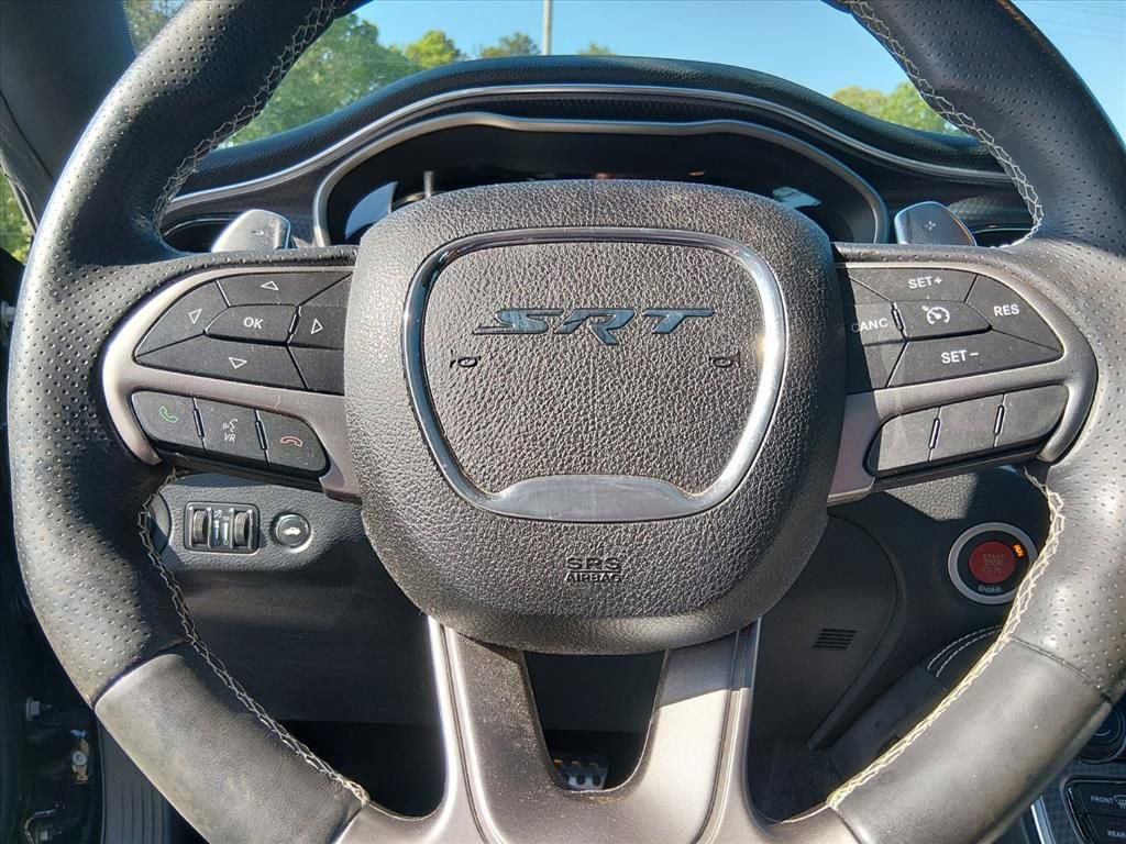 Used 2016 Dodge Challenger SRT Hellcat image 15