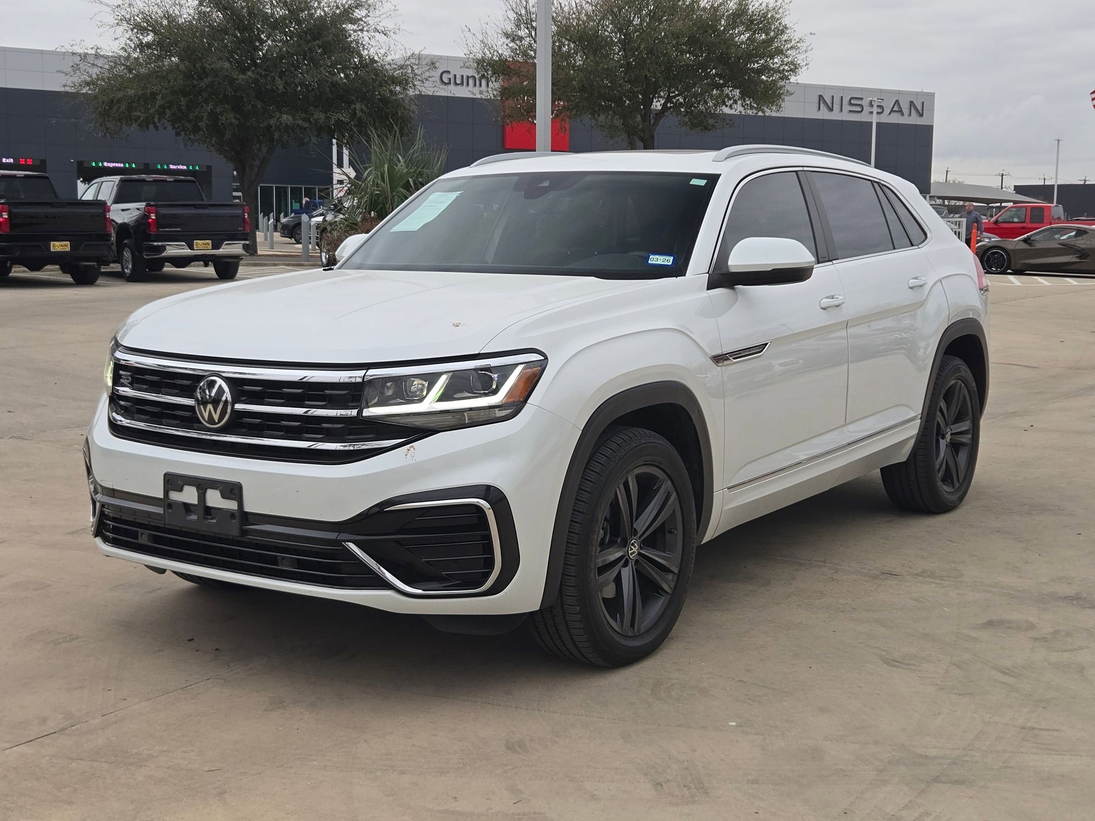 Used 2022 Volkswagen Atlas Cross Sport SEL R-Line w/ Cross Sport MDO Package image 7