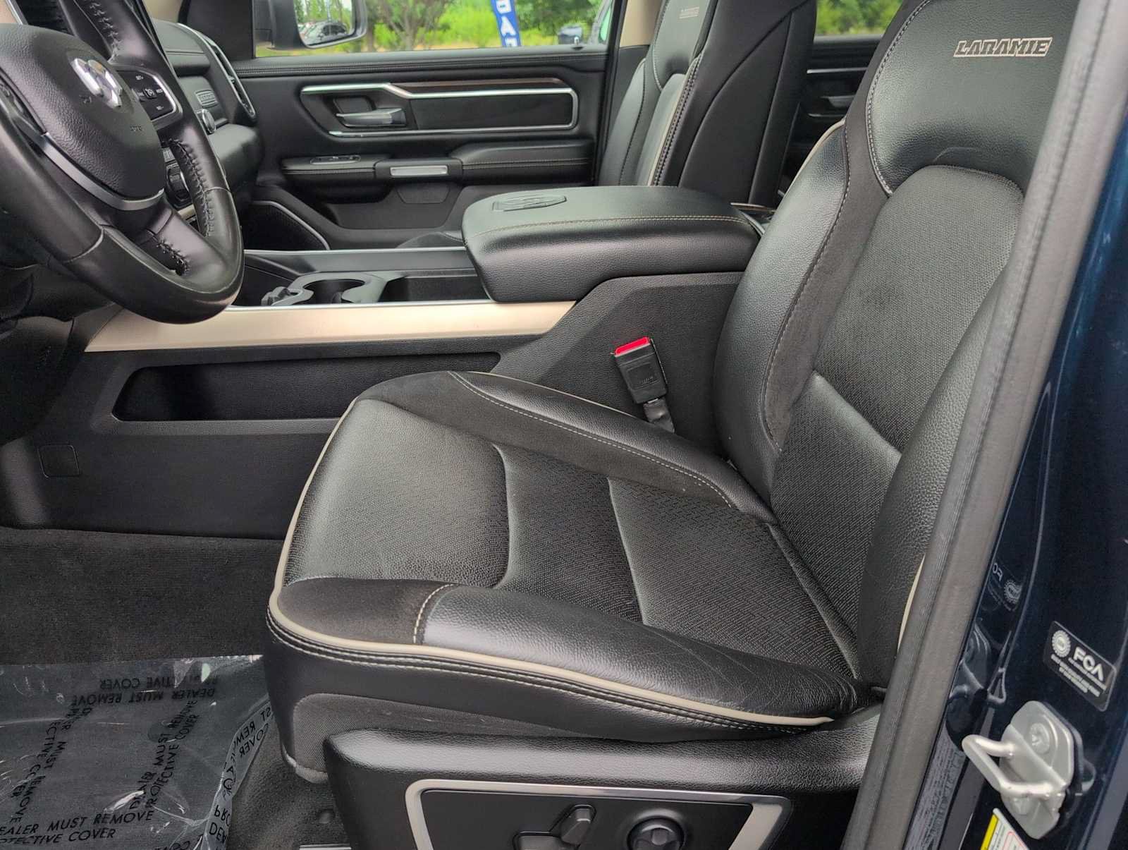 Used 2021 RAM 1500 Laramie AWD/4WD image 16