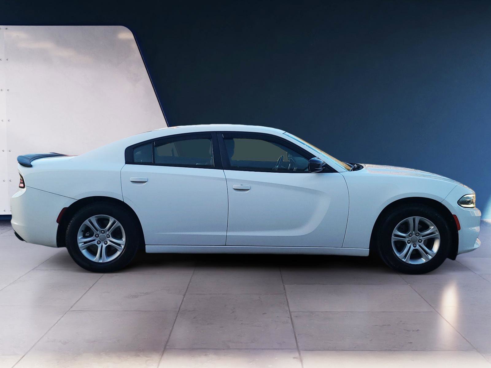 Used 2016 Dodge Charger SE w/ Popular Equipment Group RWD image 6