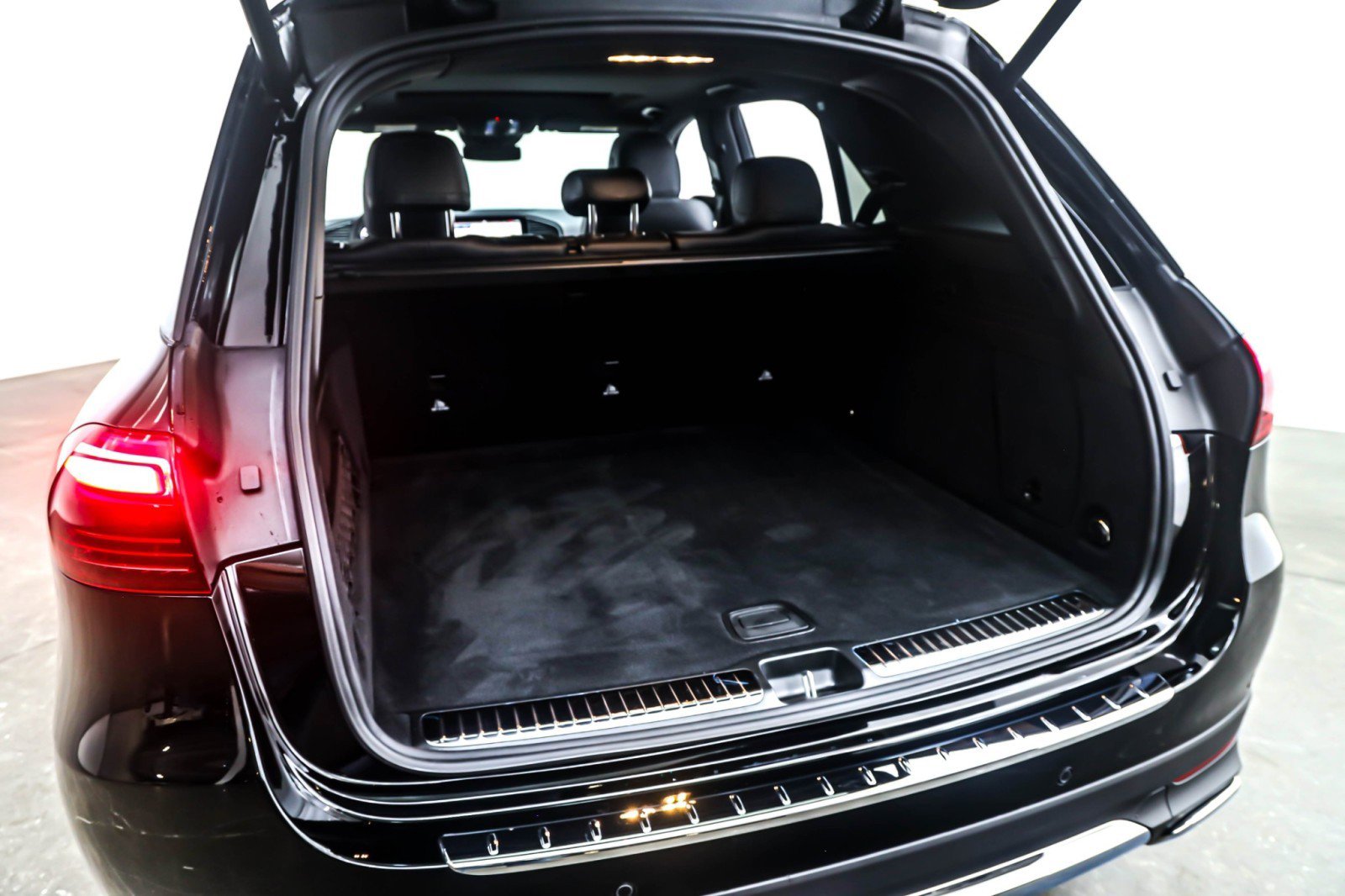 Certified 2025 Mercedes-Benz GLE 350 4MATIC image 25