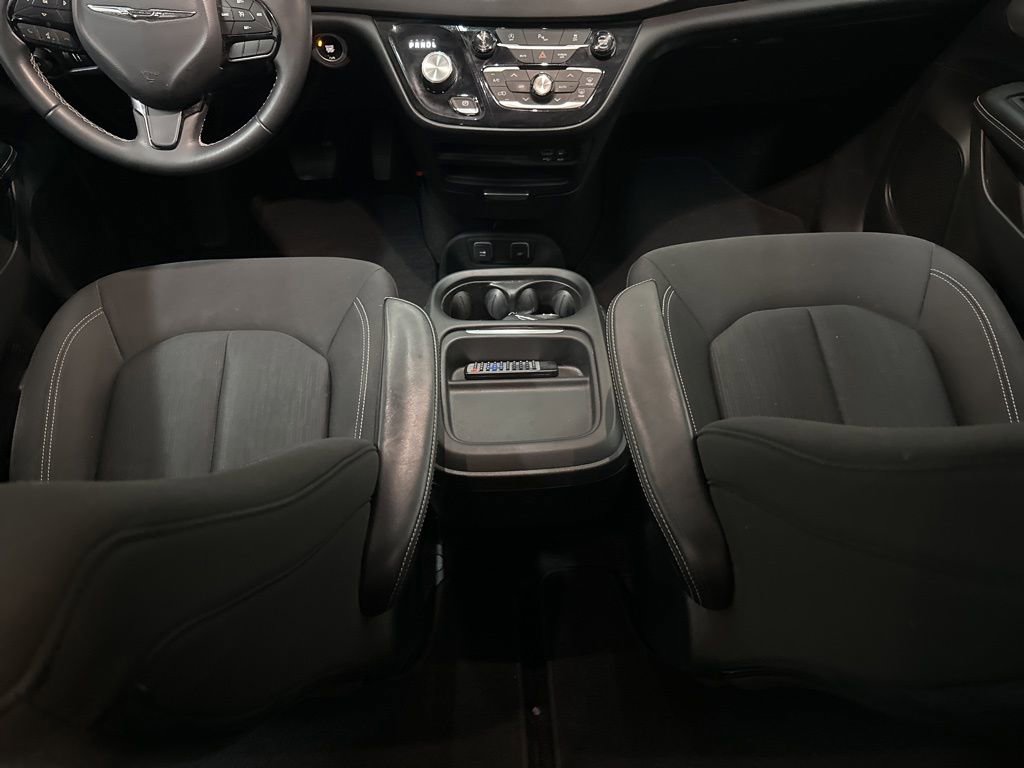 Used 2018 Chrysler Pacifica Touring Plus w/ S Appearance Package image 54