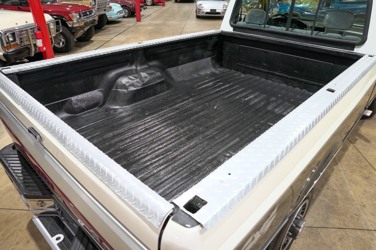 Used 1992 Ford F250 4x4 Regular Cab image 20