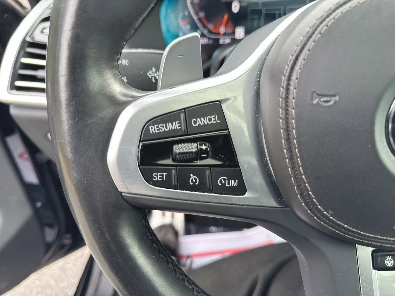 Used 2023 BMW X5 xDrive40i w/ M Sport Package image 16