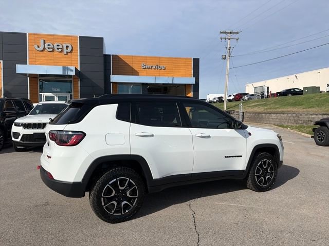 New 2026 Jeep Compass Trailhawk image 4