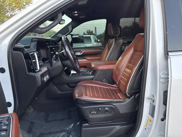 Used 2024 GMC Sierra 2500 Denali Ultimate AWD/4WD image 15