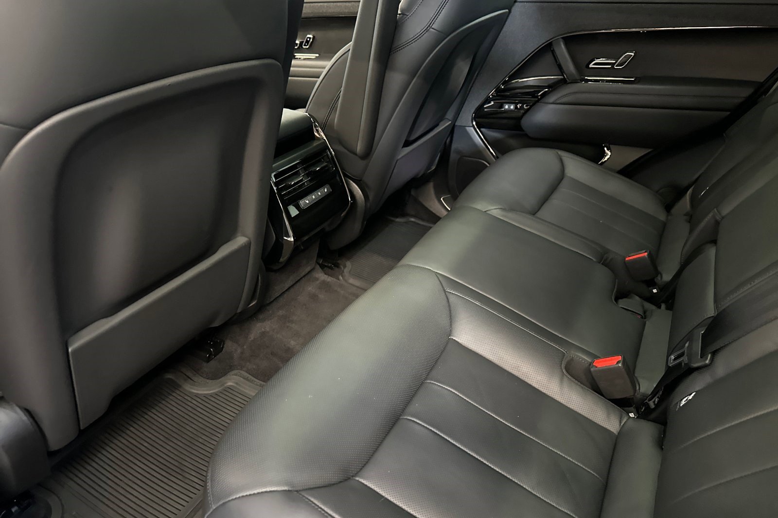 Certified 2023 Land Rover Range Rover Sport SE image 26