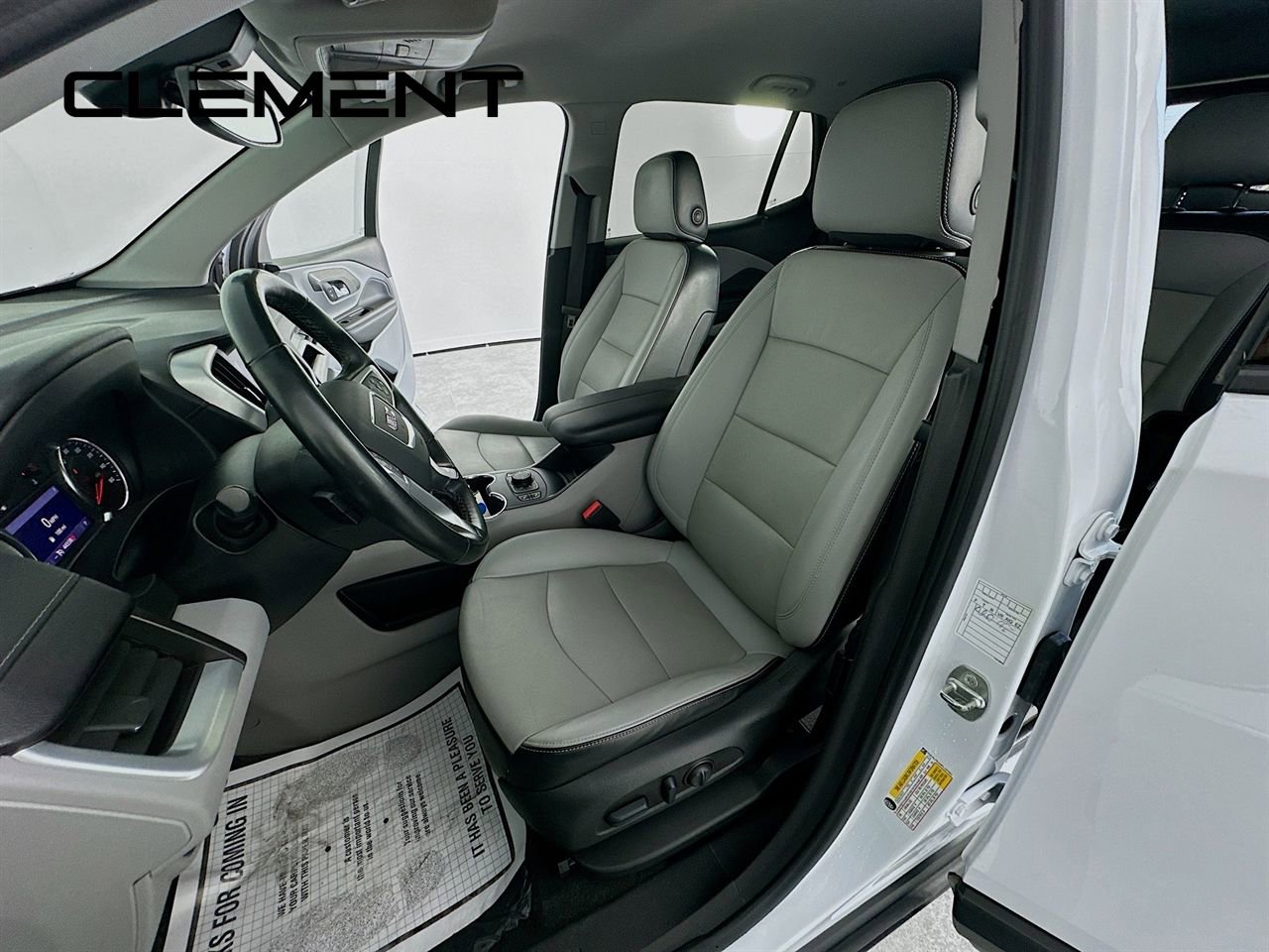 Used 2023 GMC Terrain SLT FWD image 29