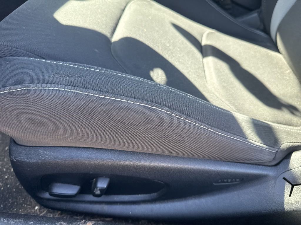 Used 2017 Chevrolet Camaro LT w/ RS Package image 7