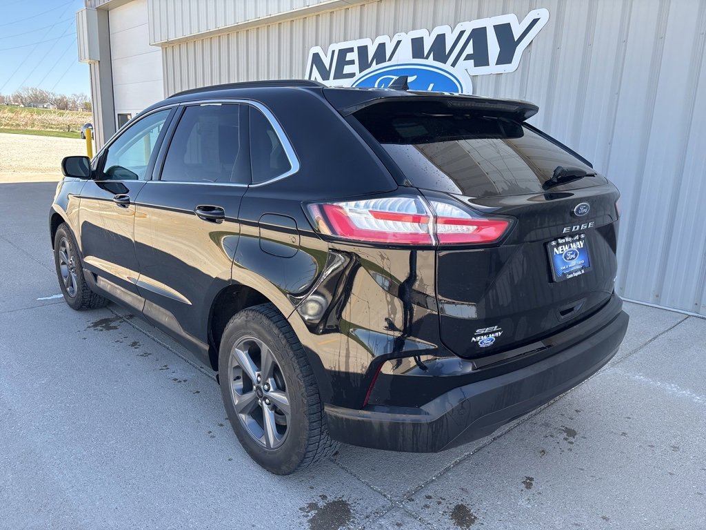 Used 2022 Ford Edge SEL w/ Sport Appearance Package image 7