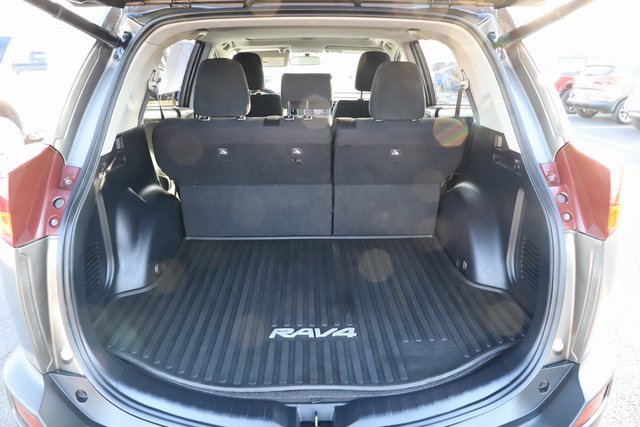 Used 2015 Toyota RAV4 XLE image 7