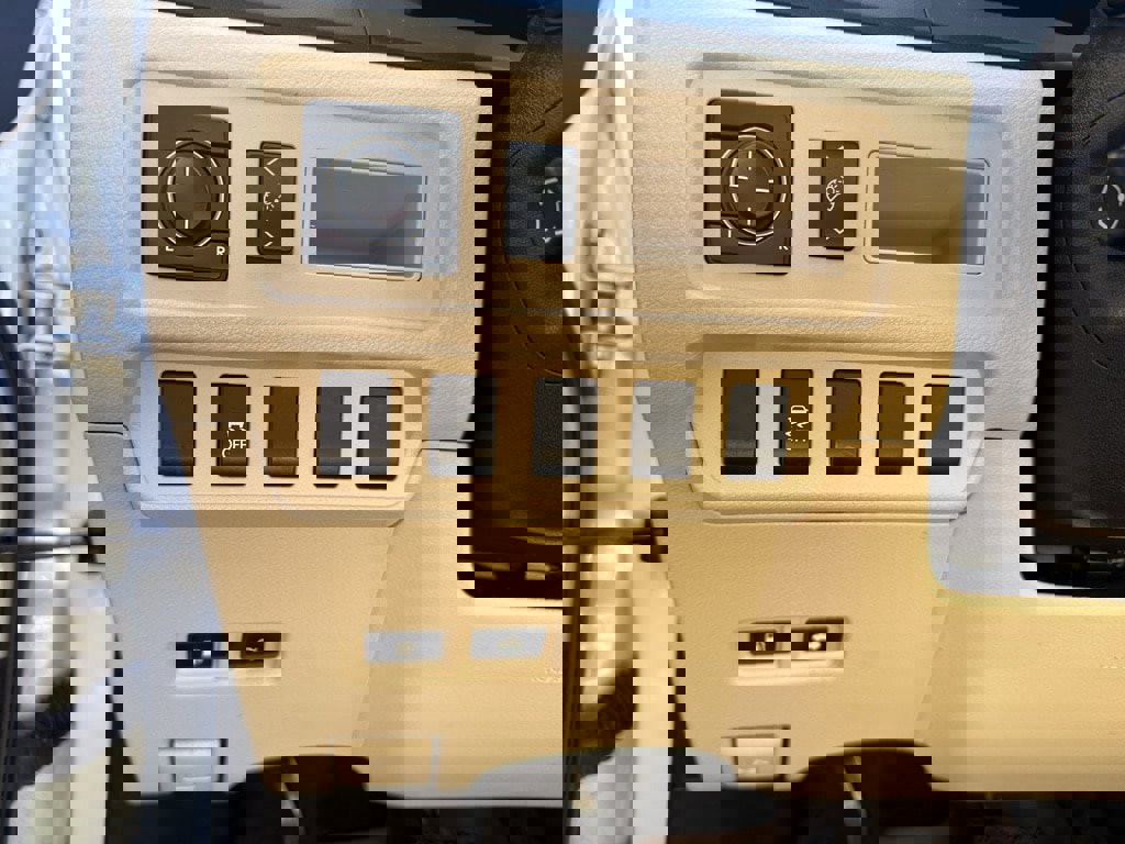 Used 2010 Lexus HS 250h Premium image 21