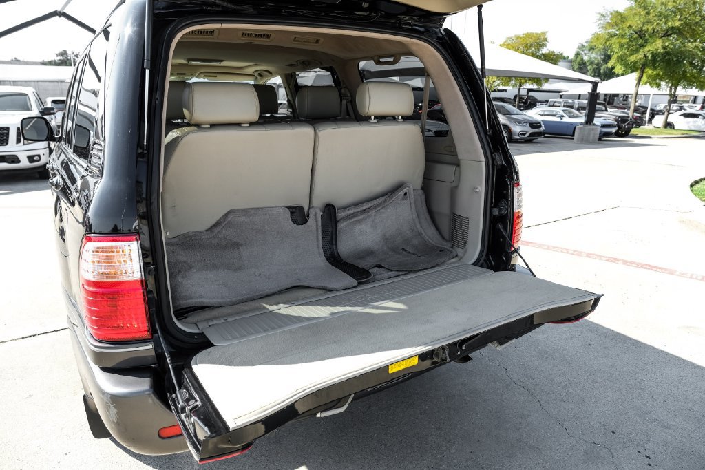 Used 2005 Lexus LX 470 4WD image 64