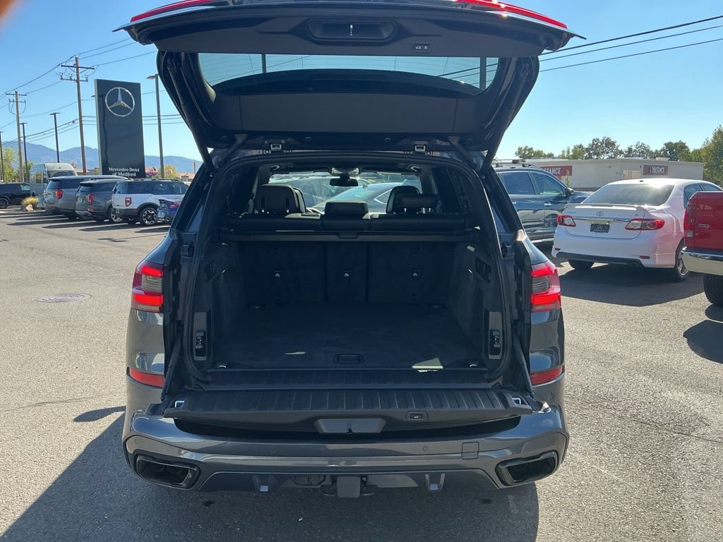 Used 2020 BMW X5 M50i w/ Executive Package AWD/4WD image 28