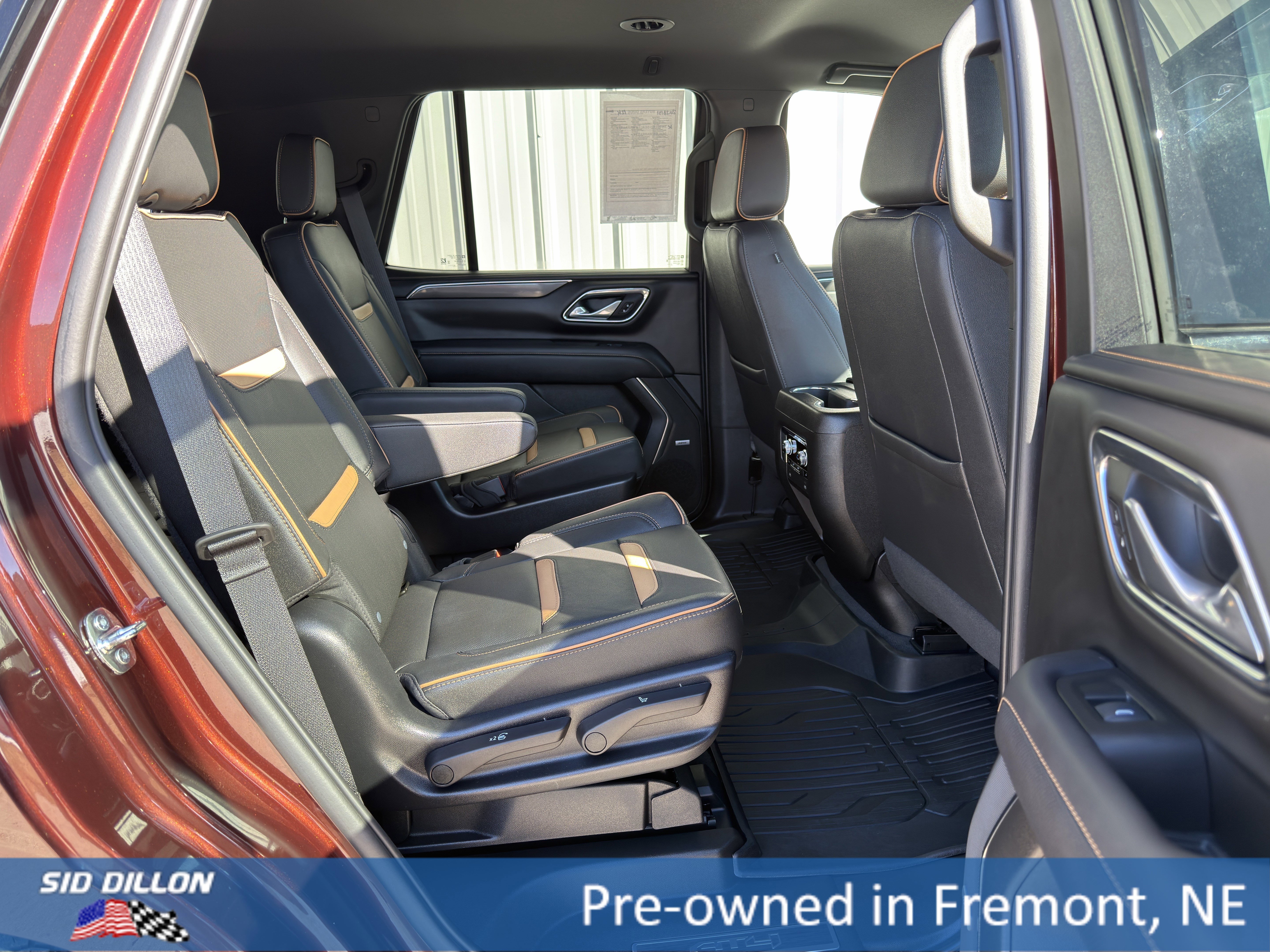 Used 2023 GMC Yukon AT4 w/ Technology Package image 18