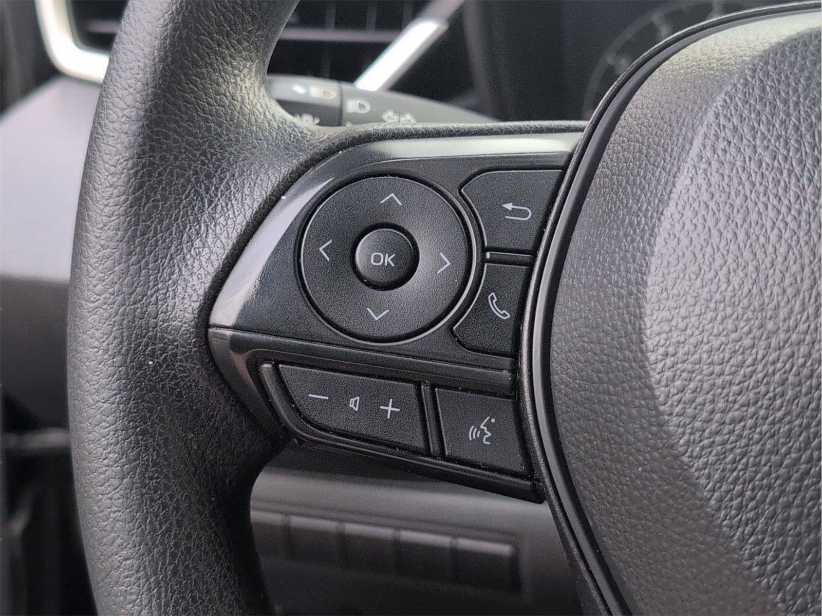 Used 2024 Toyota Corolla LE image 30