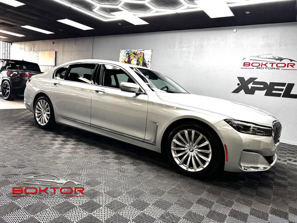 Used 2020 BMW 740i image 1