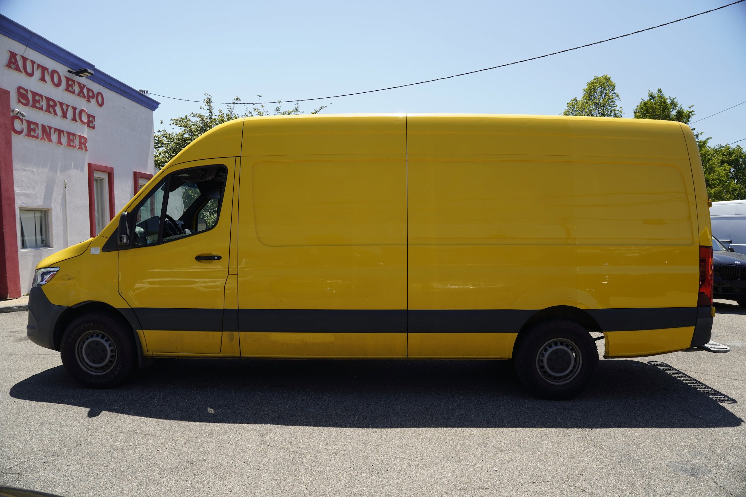 Used 2021 Mercedes-Benz Sprinter 2500 w/ Acoustic Package image 3