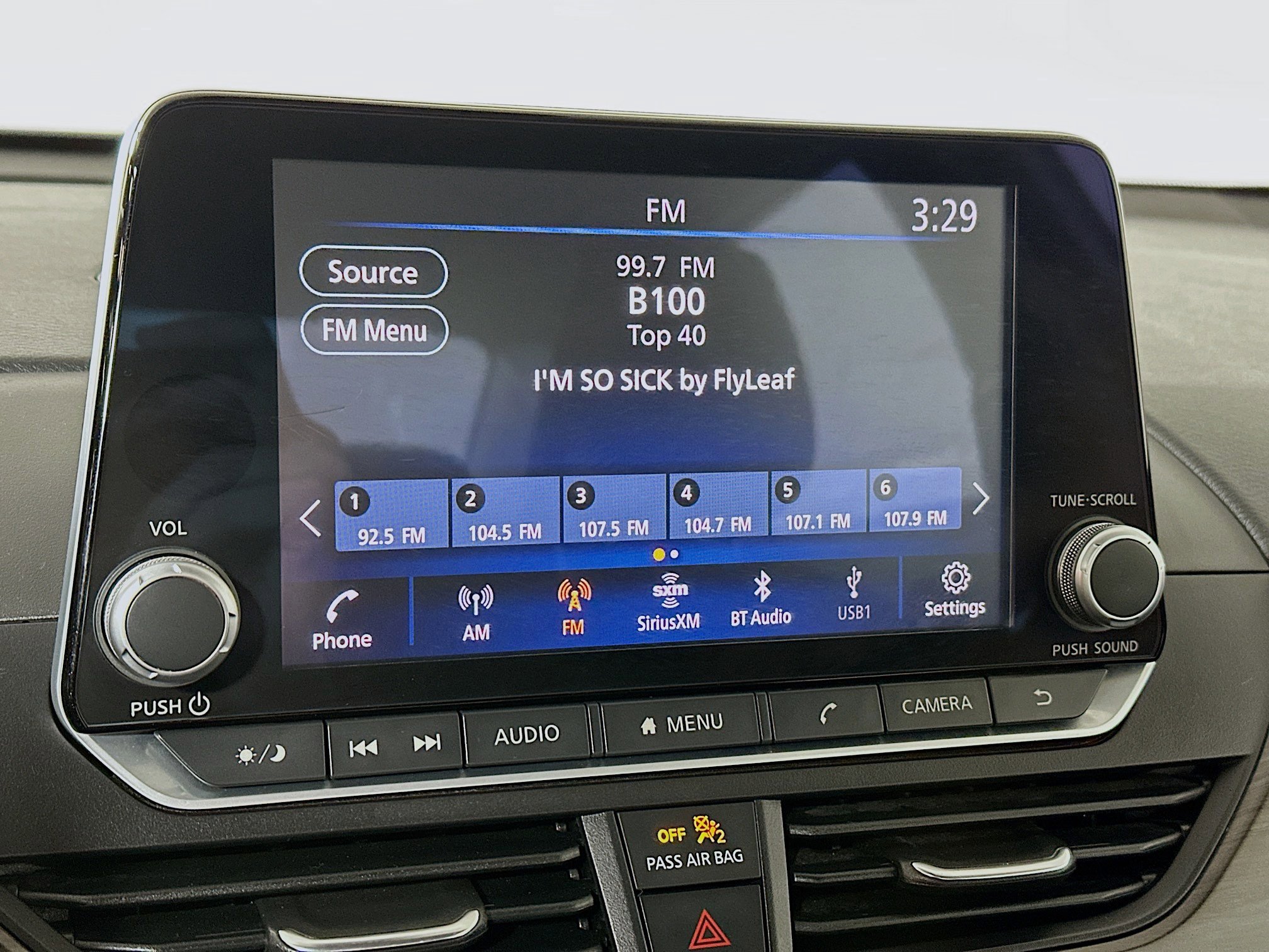 Used 2023 Nissan Altima 2.5 SV image 14