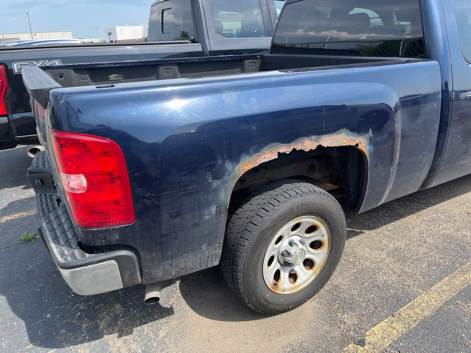 Used 2009 Chevrolet Silverado 1500 W/T RWD image 12