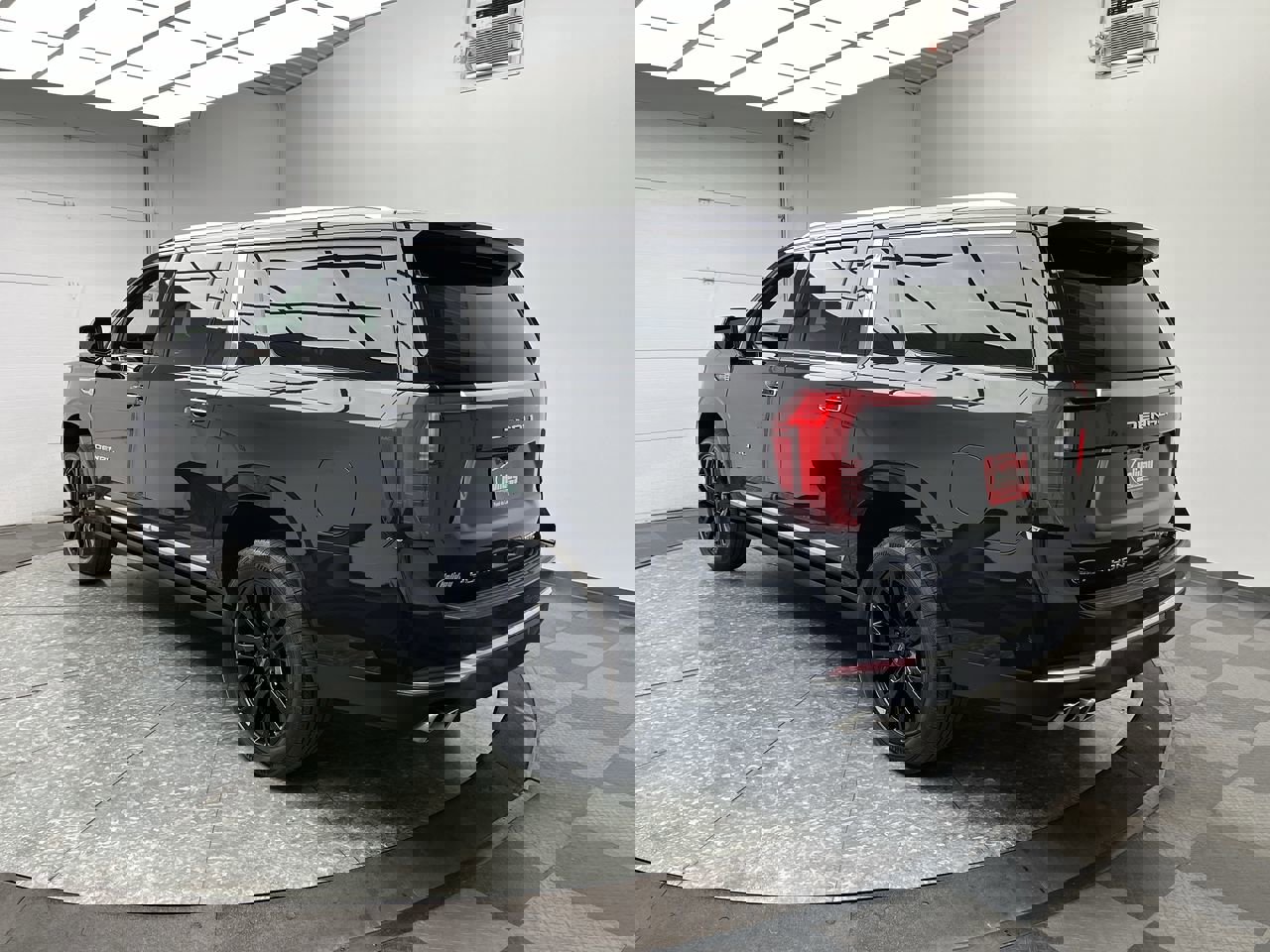 Certified 2025 GMC Yukon XL Denali w/ Sun & Power Step Package image 2