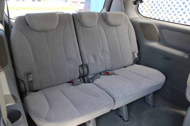 Used 2007 Kia Sedona LX image 18