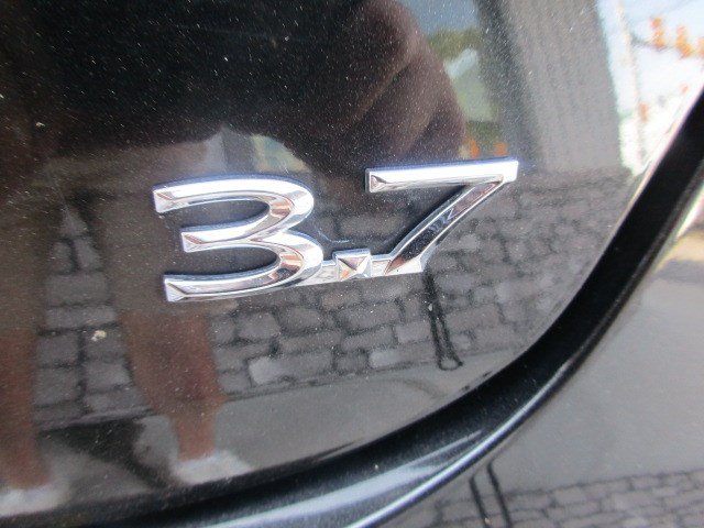 Used 2013 Lincoln MKZ FWD image 8