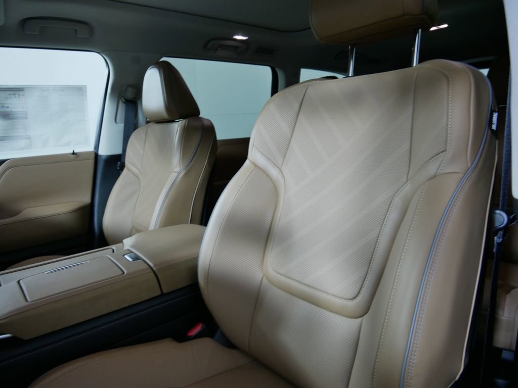 New 2025 INFINITI QX80 Luxe w/ Exterior Package image 11